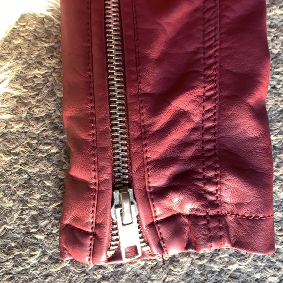 NWT Burgundy Vegan Leather Moto Jacket - Picture 7 of 10